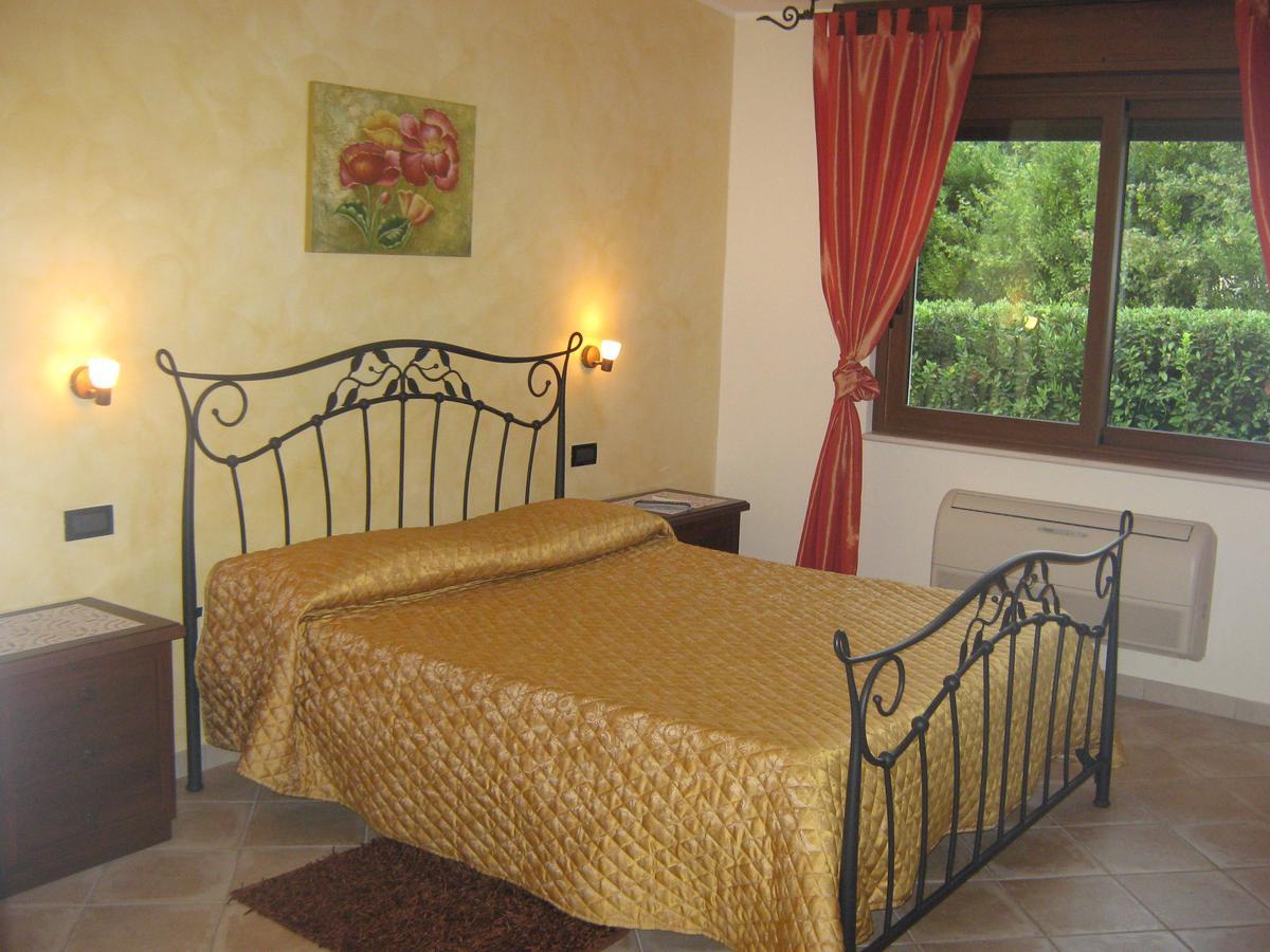 B & B Oasi Rosciano  Exterior photo