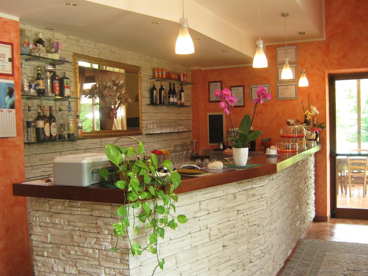 B & B Oasi Rosciano  Exterior photo