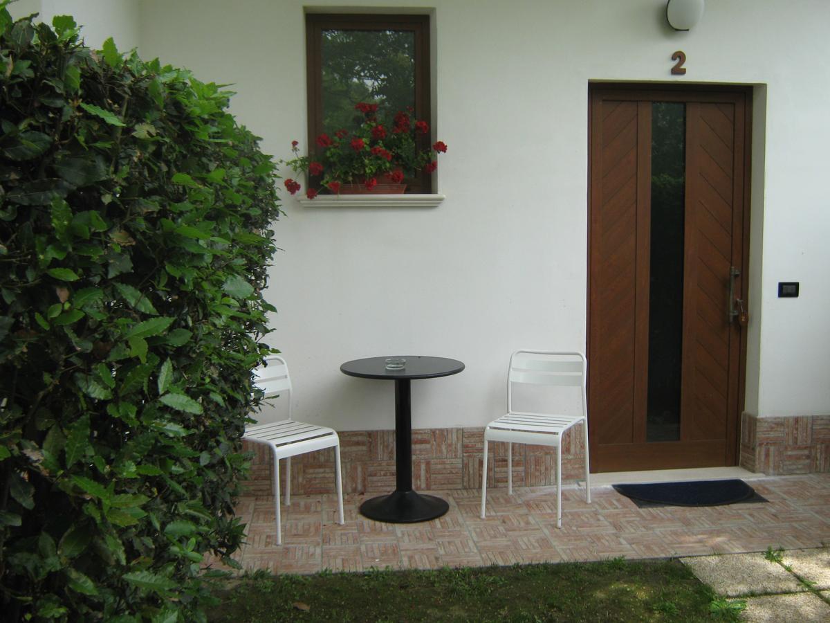 B & B Oasi Rosciano  Exterior photo